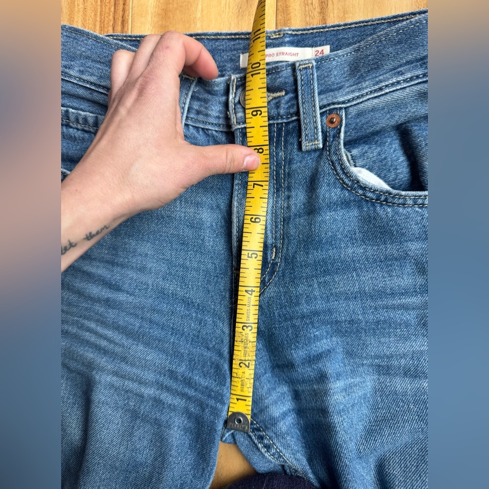 Levi’s Low Pro Straight Size 24 Blue Jeans - Picture 6 of 14